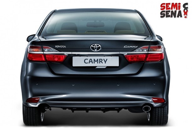 Mobil Toyota Camry